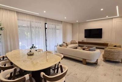 3 Bed Apartment with En Suite at Mbuni Road - 4