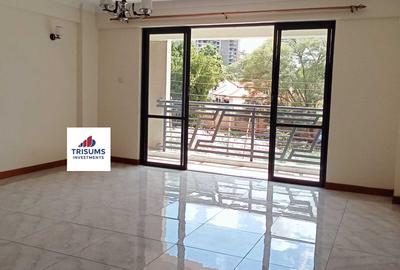 2 Bed Apartment with En Suite in Brookside - 3