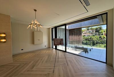 7 Bed House with En Suite in Kitisuru - 3