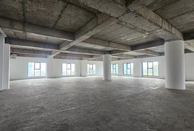 4,000 ft² Commercial Property with Backup Generator at Brookside Drive - 2