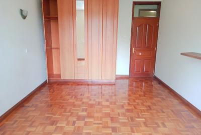 5 Bed Apartment with En Suite at Rhapta Road - 2