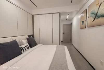 2 Bed Apartment with En Suite at Off Parklands Road - 3