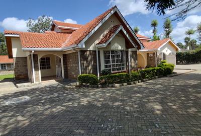 5 Bed House with En Suite at Bogani