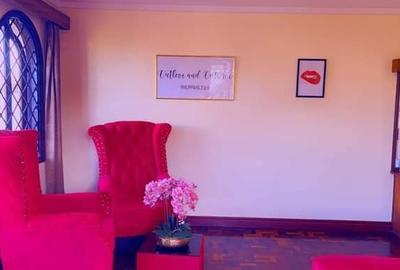 5 Bed Villa with En Suite at Baobab Road - 4