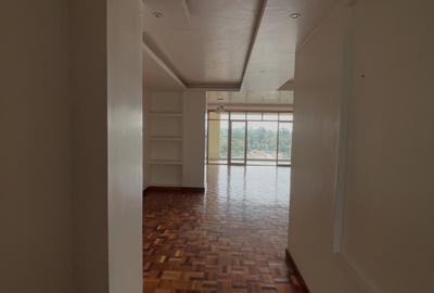 3 Bed Apartment with En Suite at Othaya Road - 3