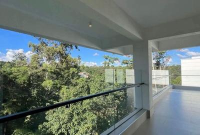 5 Bed Townhouse with En Suite in Kitisuru - 2