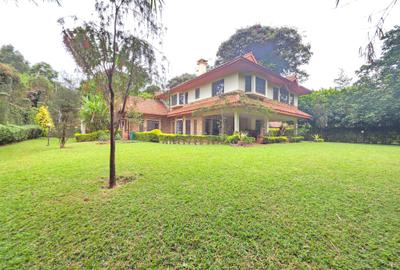 5 Bed Townhouse with En Suite at Rossylin Lone Tree