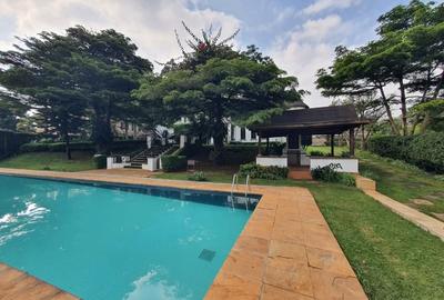 5 Bed Townhouse with En Suite in Lavington