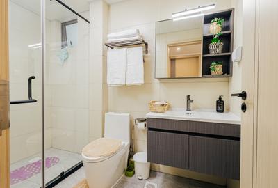 Serviced 3 Bed Apartment with En Suite at Sports Rd - 4