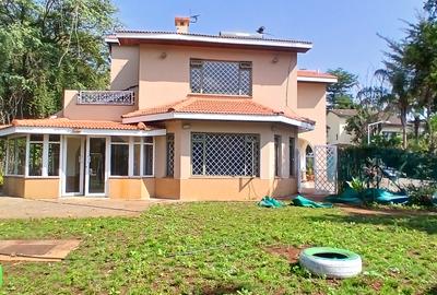 4 Bed Townhouse with En Suite at Gitanga Road