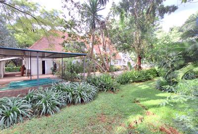 4 Bed House with En Suite at Spring Valley