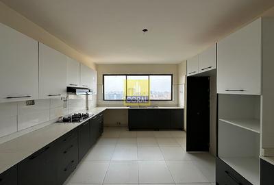 5 Bed Apartment in Parklands - 2