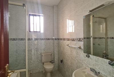 3 Bed Apartment with En Suite at Westlands - 4