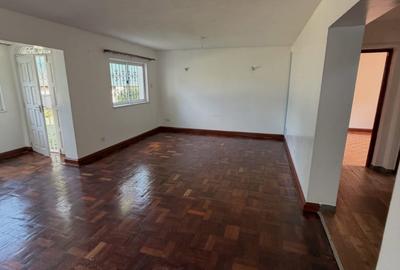 4 Bed Townhouse with En Suite in Kilimani - 2