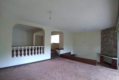 4 Bed Townhouse with En Suite in Westlands Area - 2