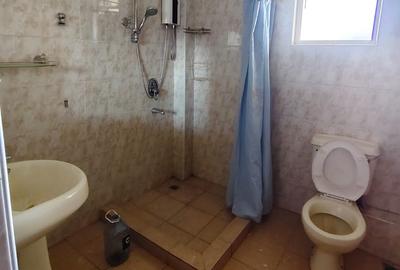 3 Bed Apartment with Staff Quarters in Kileleshwa - 3