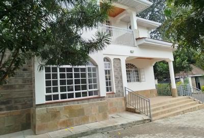 5 Bed House with En Suite in Lavington