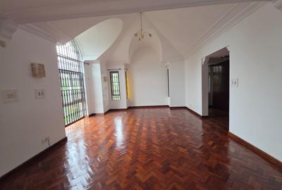 4 Bed House with En Suite in Thigiri - 4