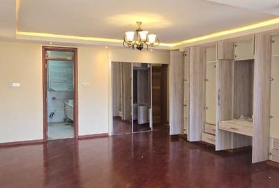 5 Bed Townhouse with En Suite at Convent Drive - 4