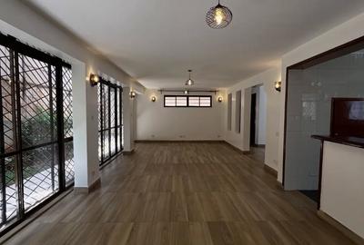 5 Bed Townhouse with En Suite at Convent Drive - 3