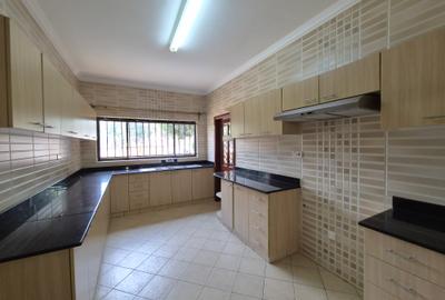 4 Bed Apartment with En Suite at Westlands - 4