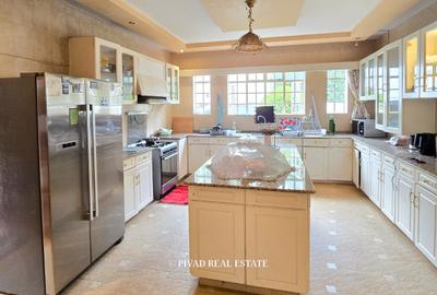 5 Bed House with Garden in Thigiri - 2
