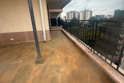 2 Bed Apartment with En Suite at Kahaywe Road - 2