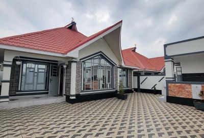 3 Bed House with En Suite at Matangi