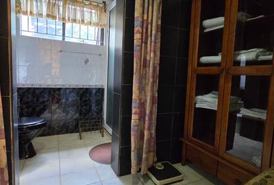 1 Bed House with En Suite in Runda - 3