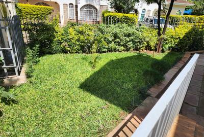 4 Bed Townhouse with En Suite at Lavington - 2