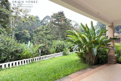 5 Bed Townhouse with En Suite at Rosslyn - 4