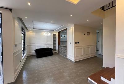 4 Bed House with En Suite at Membley - 3