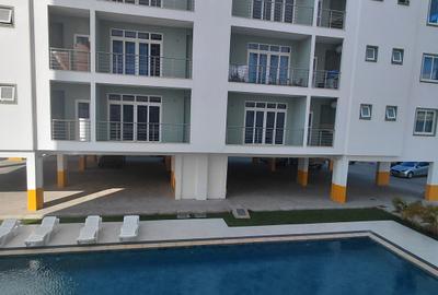 Serviced 2 Bed Apartment with Swimming Pool at Customs - 3