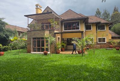 5 Bed Villa with En Suite at Mimosa Road - 2
