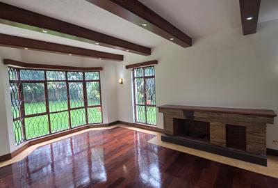 5 Bed Villa with En Suite at Mimosa Road - 4