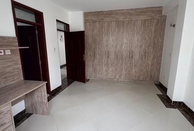 3 Bed Apartment with En Suite in Lavington - 3