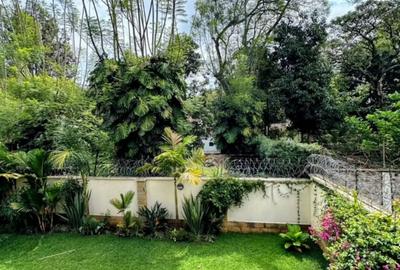 5 Bed Townhouse with En Suite at Lavington Green