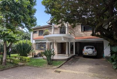 5 Bed House with En Suite at Kyuna