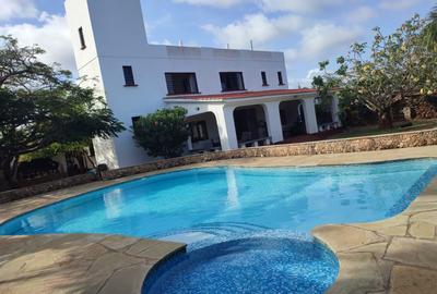 4 Bed House with En Suite at Shanzu Serena - 2
