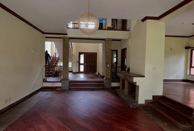 3 Bed Villa with En Suite in Kitisuru - 2