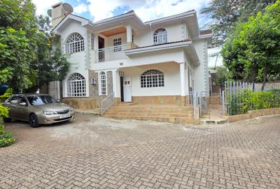 4 Bed Townhouse with En Suite at Lavington Green - 3