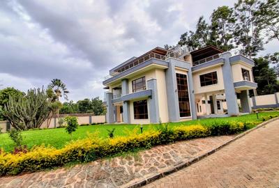 4 Bed House with En Suite in Rosslyn
