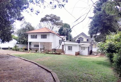 3 Bed House with En Suite at Lavington Green - 4