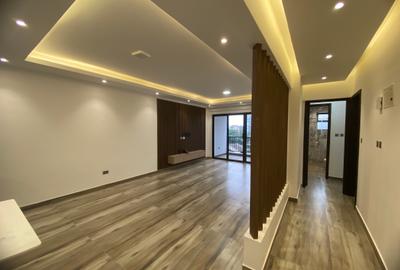 2 Bed Apartment with En Suite in Brookside