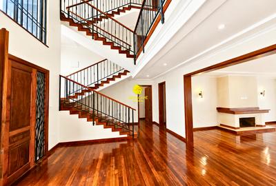 5 Bed House with En Suite in Kyuna - 4