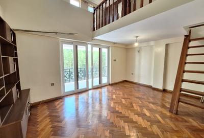 5 Bed Townhouse with En Suite at Convent Drive - 2