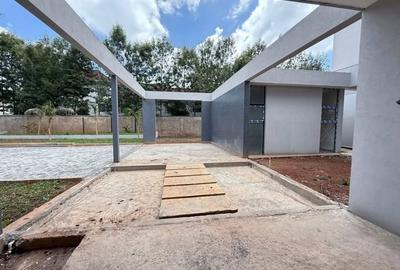5 Bed Townhouse with En Suite in Karen - 3