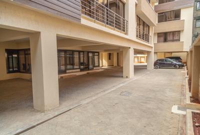 1 Bed Apartment with En Suite in Kilimani - 2
