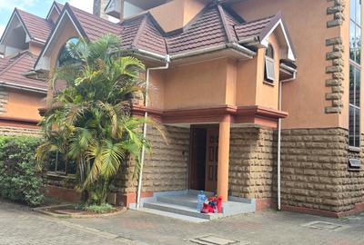5 Bed Townhouse with En Suite at Convent Drive - 4