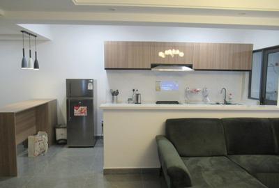 Furnished 2 Bed Apartment with En Suite at Riverside - 3